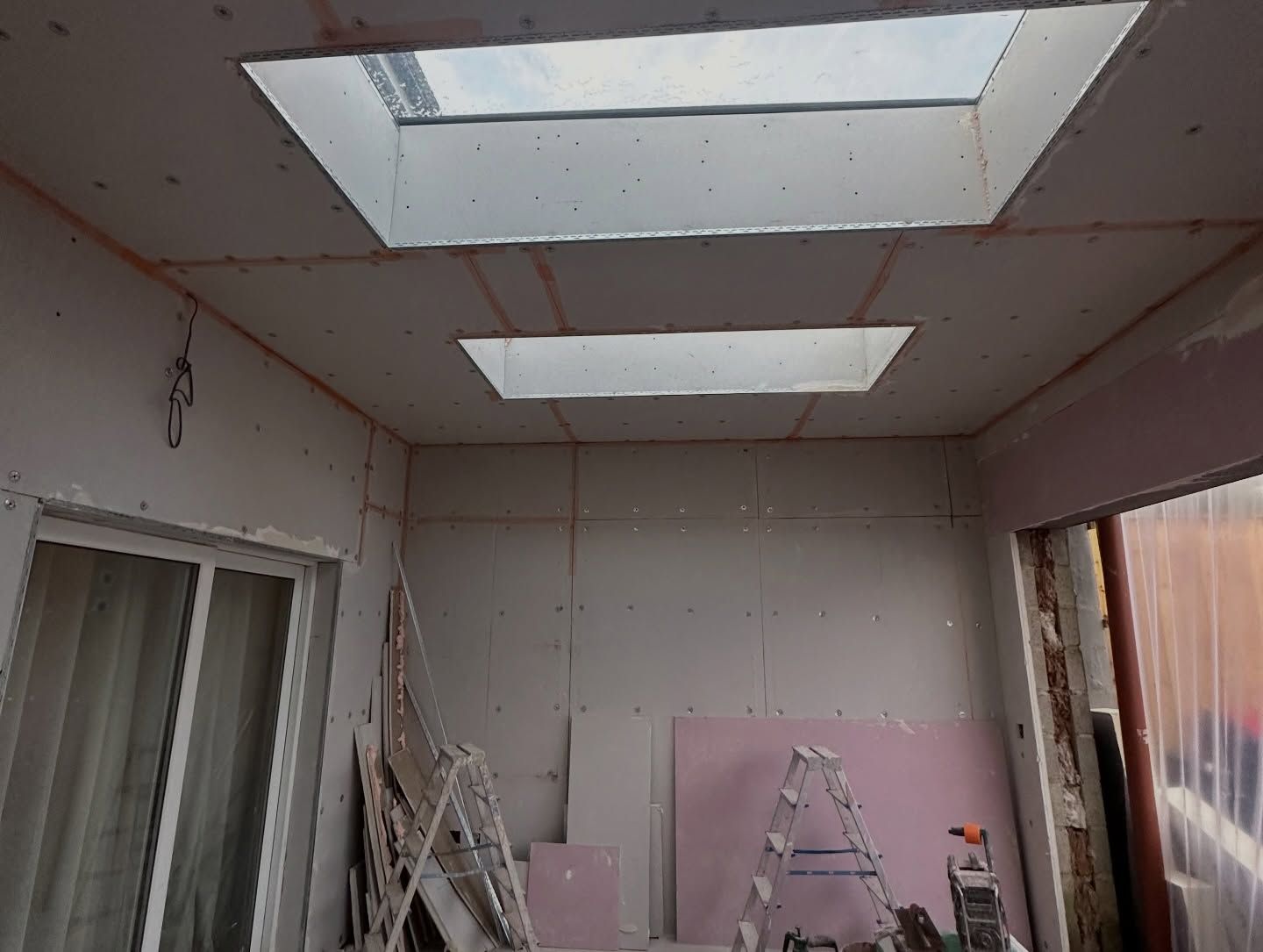 Stud Walls & Drylining